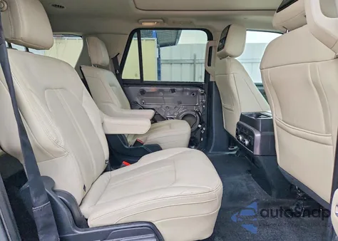 2018 Ford Expedition Max Platinum z USA, uszkodzony, nr VIN 1FMJK1MT0JEA34478